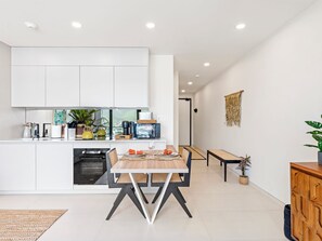 Kitchen (2)