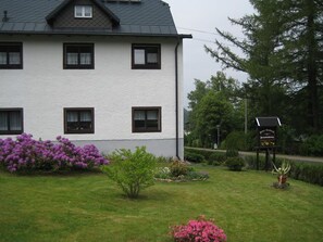 Ferienwohnung "Haus Waldeck"