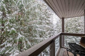 Private balcony: BBQ facilities