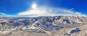Less than a mile to Deer Valley Ski Resort and Main Street / Park City Mountain Resort