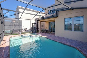 Pool Deck (Angle)