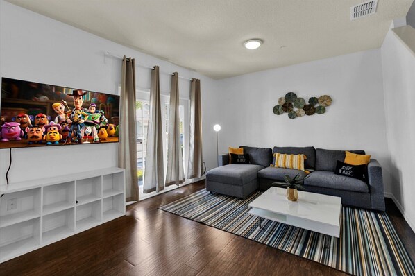 Living Room
58" Roku TV
Couch has a Sleeper Sofa