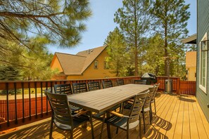 Enjoy outdoor dining under the pines!