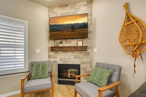 Warm and comfortable living room