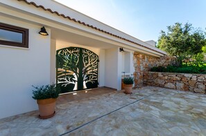 Exterior detail