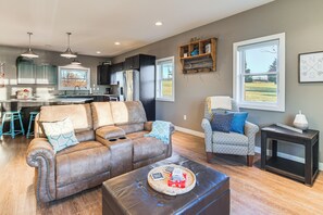 Living Room | 2-Story Home | Free WiFi | Central A/C & Heating