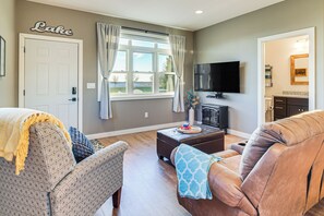 Living Room | 1st Floor | Smart TV | Electric Fireplace