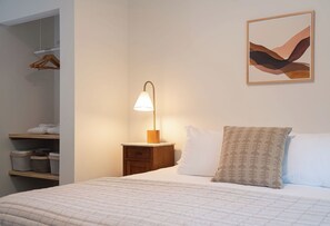 Master Bedroom
Upon request can be either king or two twins 