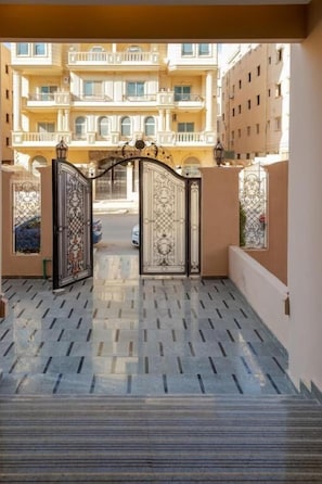 Entrada de la propiedad