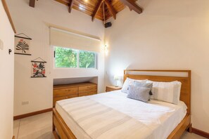 Rent Nosara Casa Vidrio Apt 40