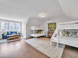Whether you're looking for extra sleeping space or a fun place to hang out, our 3rd Floor Bedroom/Loft area is the perfect spot for your family or friends.