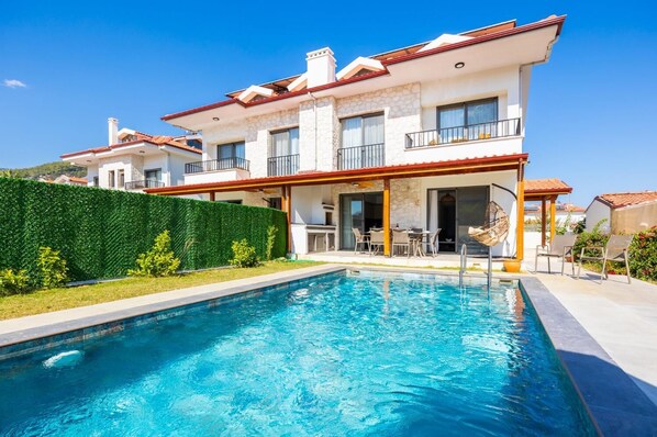 Beautiful villa with private pool and terrace