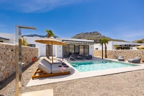 Beautiful villa with private pool and terrace
