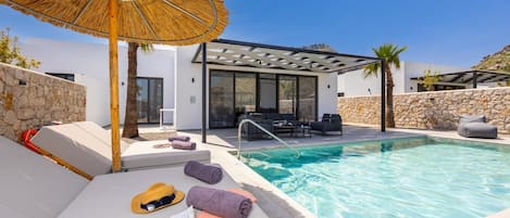 Beautiful villa with private pool and terrace