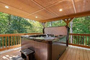 Bain à remous extérieur