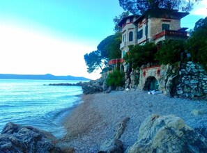 Strand
