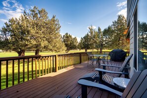 Beautiful deck with a park like view and space to hang with your friends