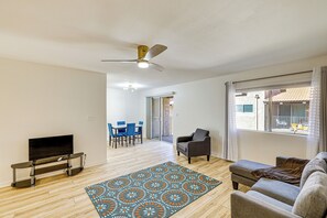 Living Room | Central A/C & Heat