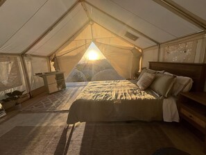 Sunrise Dreams at Palomar Vista
