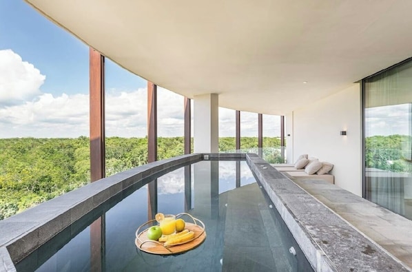 Private Terrace Pool