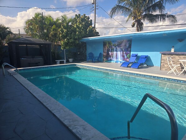 Pool