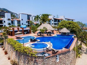 Pool, Hot tub, Gazebo & Sundeck