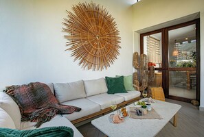 Terrace Lounge Area (1)