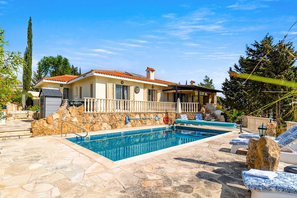 Villa Aris by Ezoria Villas (14418)