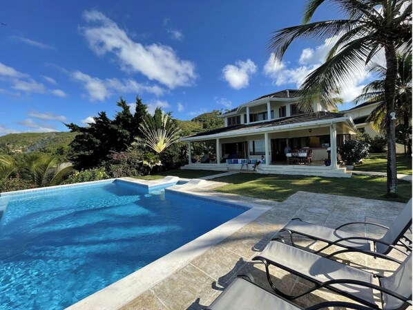 Your vacation starts here!