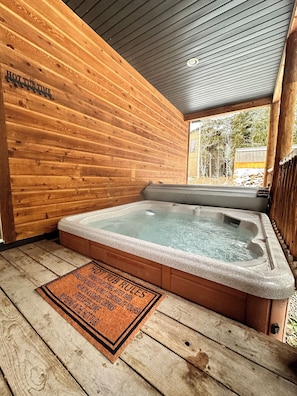 Bain à remous extérieur