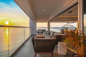 Condo - Image 4