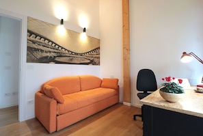 Autumn, Living Room, Spring, Summer
