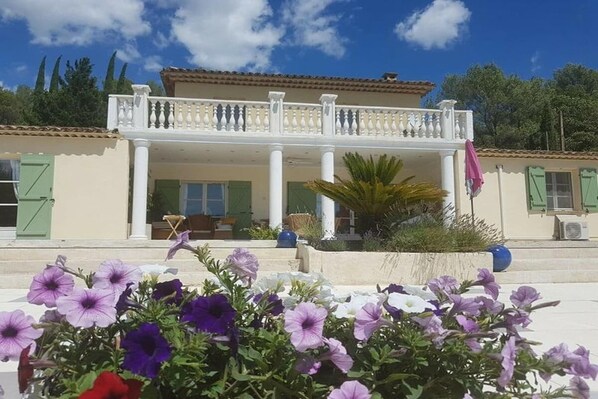 Holiday Home Exterior [summer]