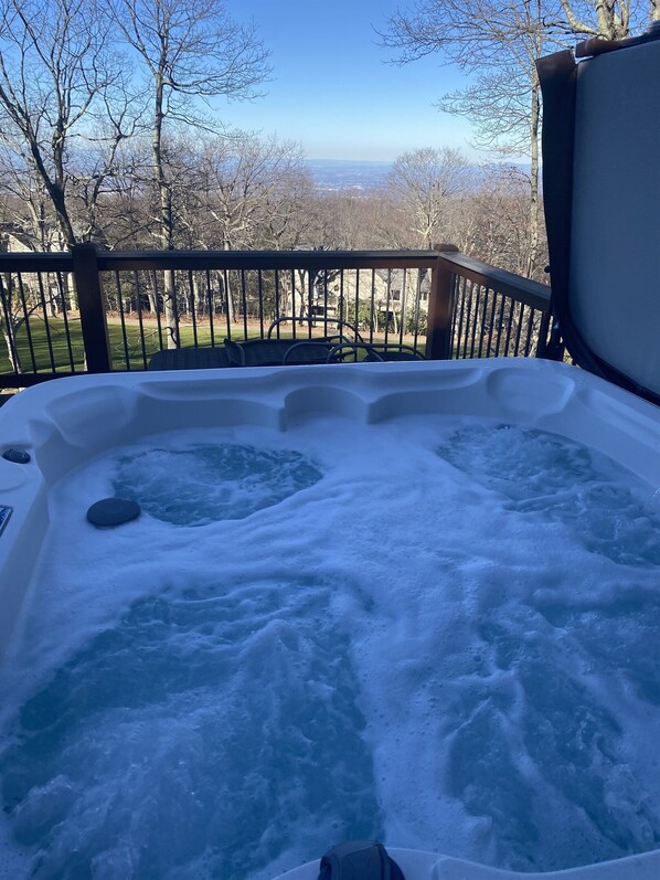 Perfect Golf Getaway. Relax in the hot tub and take in the beautiful views of the Shenandoah Valley and Blue Ridge Mountains. Located on the 12th fairway of the Devils Knob Golf Course. 