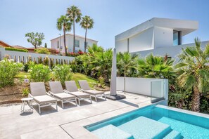 4 bedroom Villa with heated pool minutes from Puerto Banus, Marbella, San Pedro