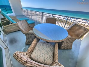 Blu 404 Balcony