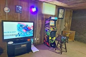 Game room-Fast & Furios arcade game