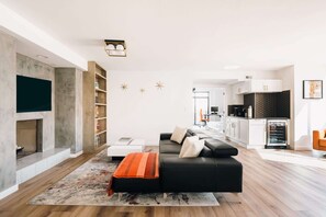 Living area *Fireplace is non-operational and not available for guest use*