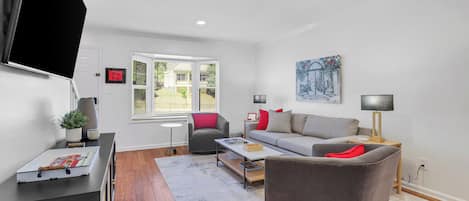 Welcome to Athens! Walk to UGA campus, sporting venues, 5 points and downtown