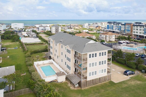 Aerial View of Hughes Retreat Condos