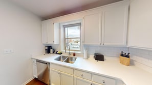110 30th Ave N 11112024 124823
