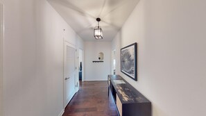 110 30th Ave N 11112024 125832