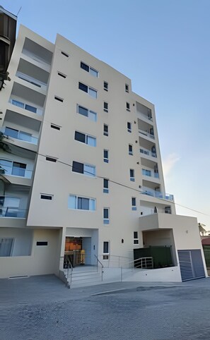 Facade / entrance