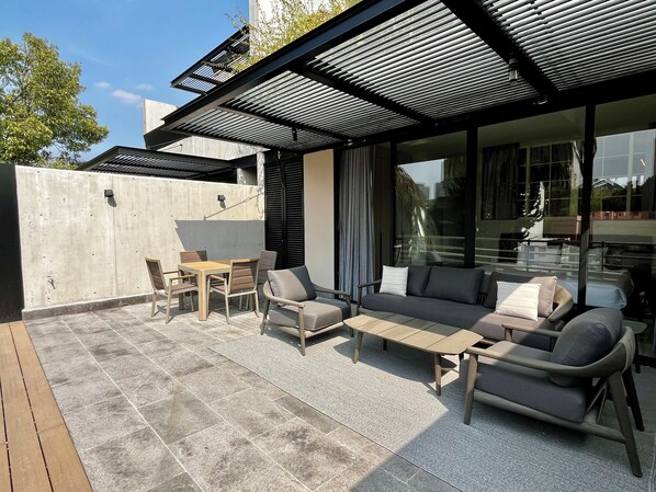 Terassi/patio