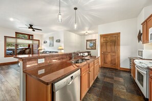 F2 Deluxe Kitchen