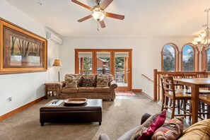 F4 Living Room
