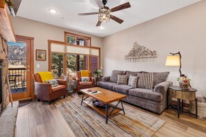 F7 Luxury Living Room