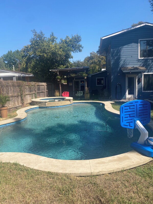 Pool