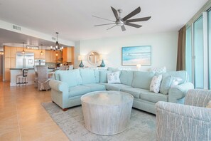 C1004 Living Room