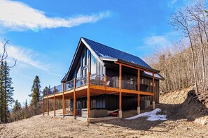 Welcome to Antler Ridge!